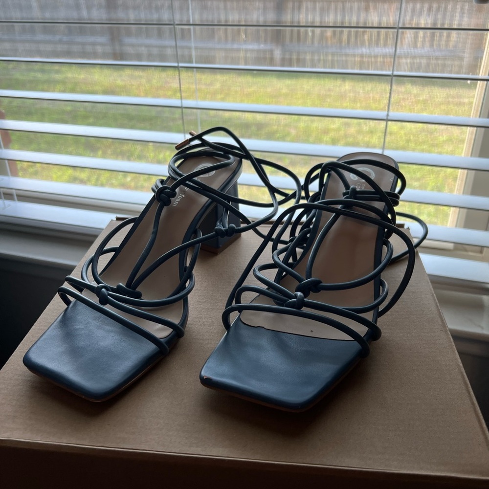 Elegant Blue Heels with Strappy Design